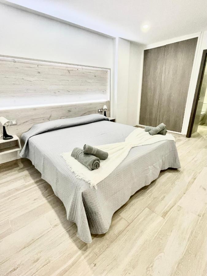 Island Suites Arona  Exterior photo